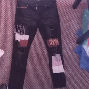 Mike Amiri Jean's